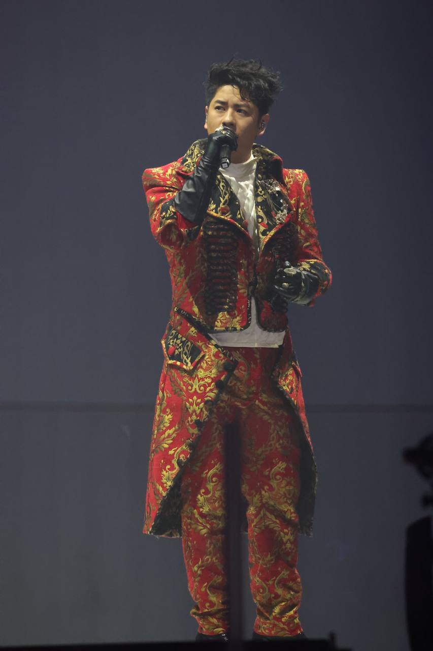 許廷鏗（Alfred）與fans一起迎接2023。